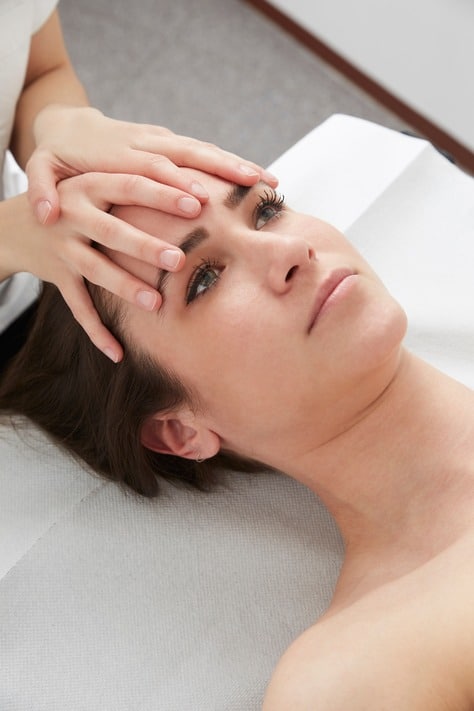 consultation osteopathie sur auriol pour soulager les migraines